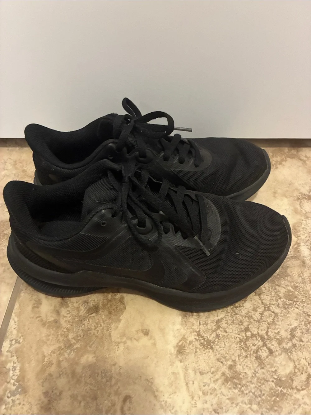 Nike Kids youth 6.5 Black Athletic Running Shoes girls - Picture 3 of 10